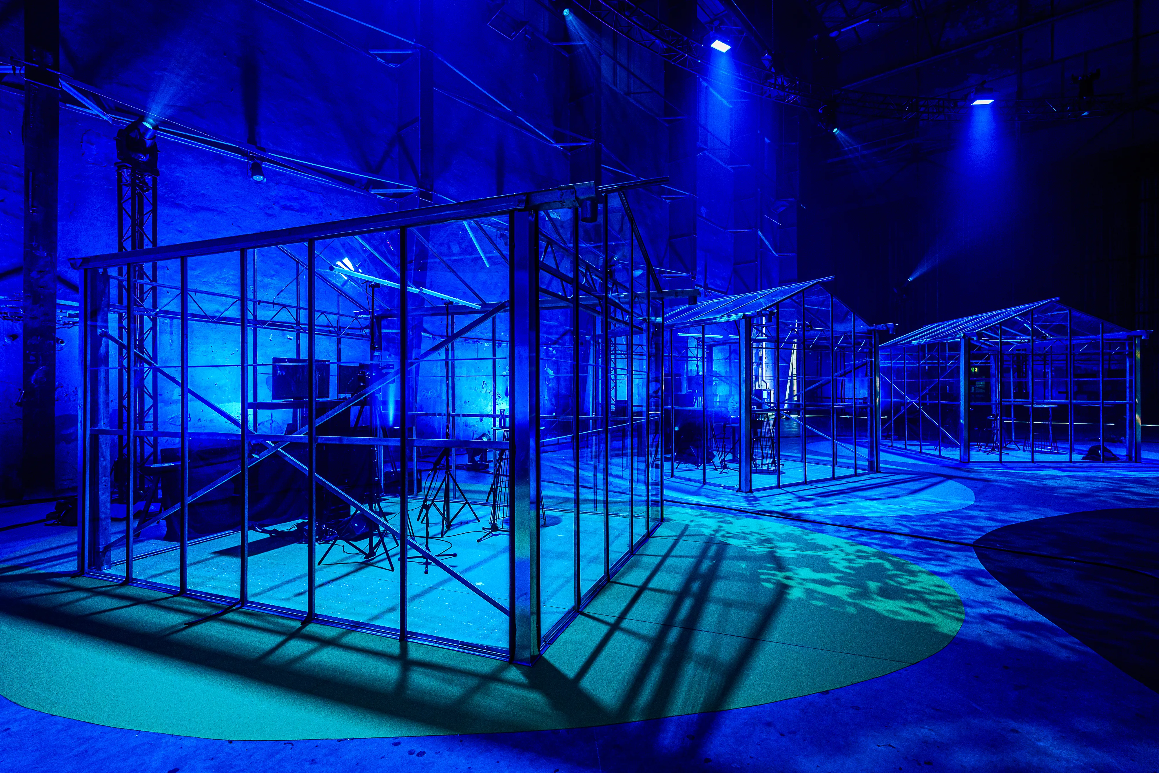 Industrial and modern decor for KPN
