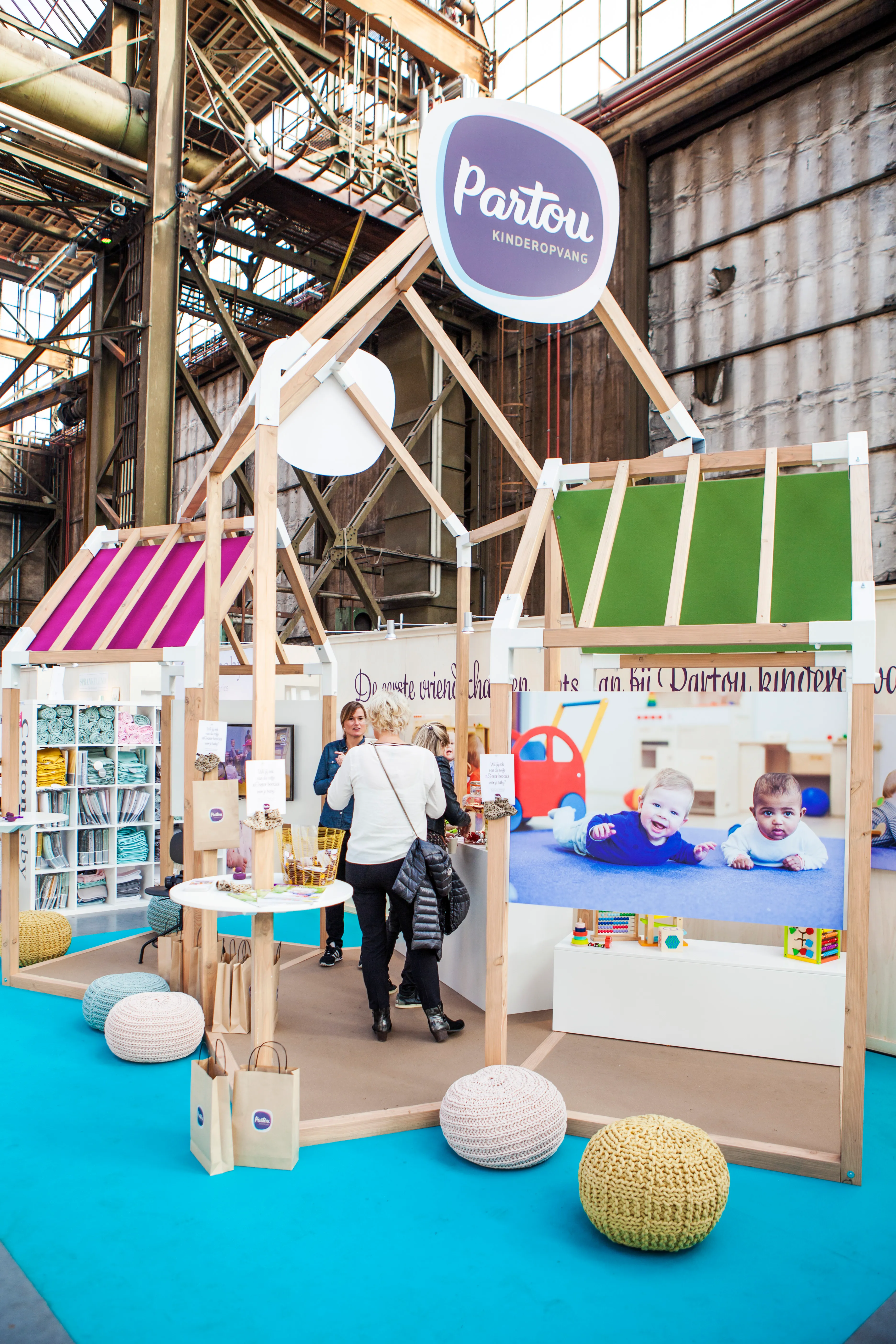 Open and inviting stand for Partou at 'We Are Pregnant'