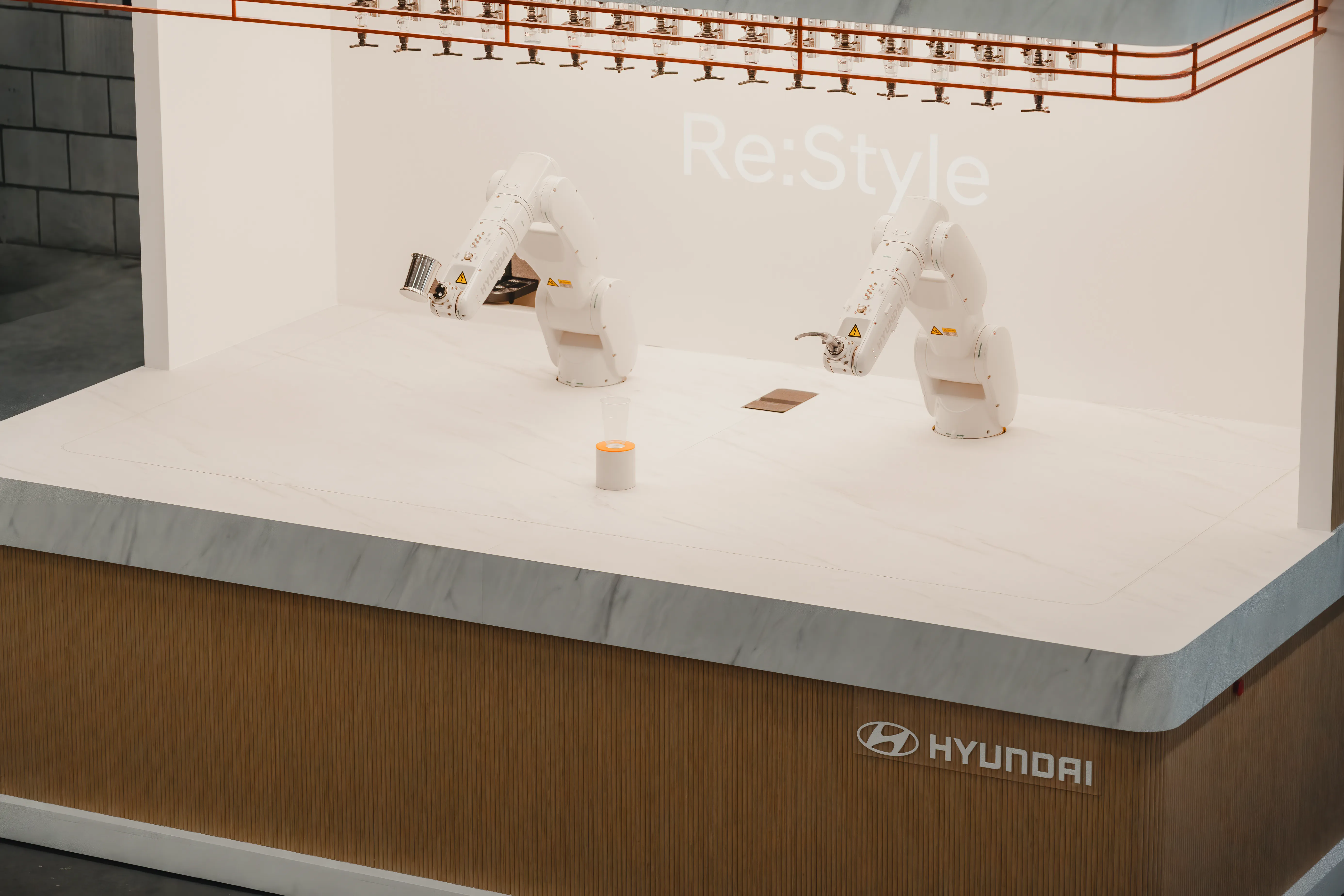 Innovation and mixology combined in the Hyundai Robobar