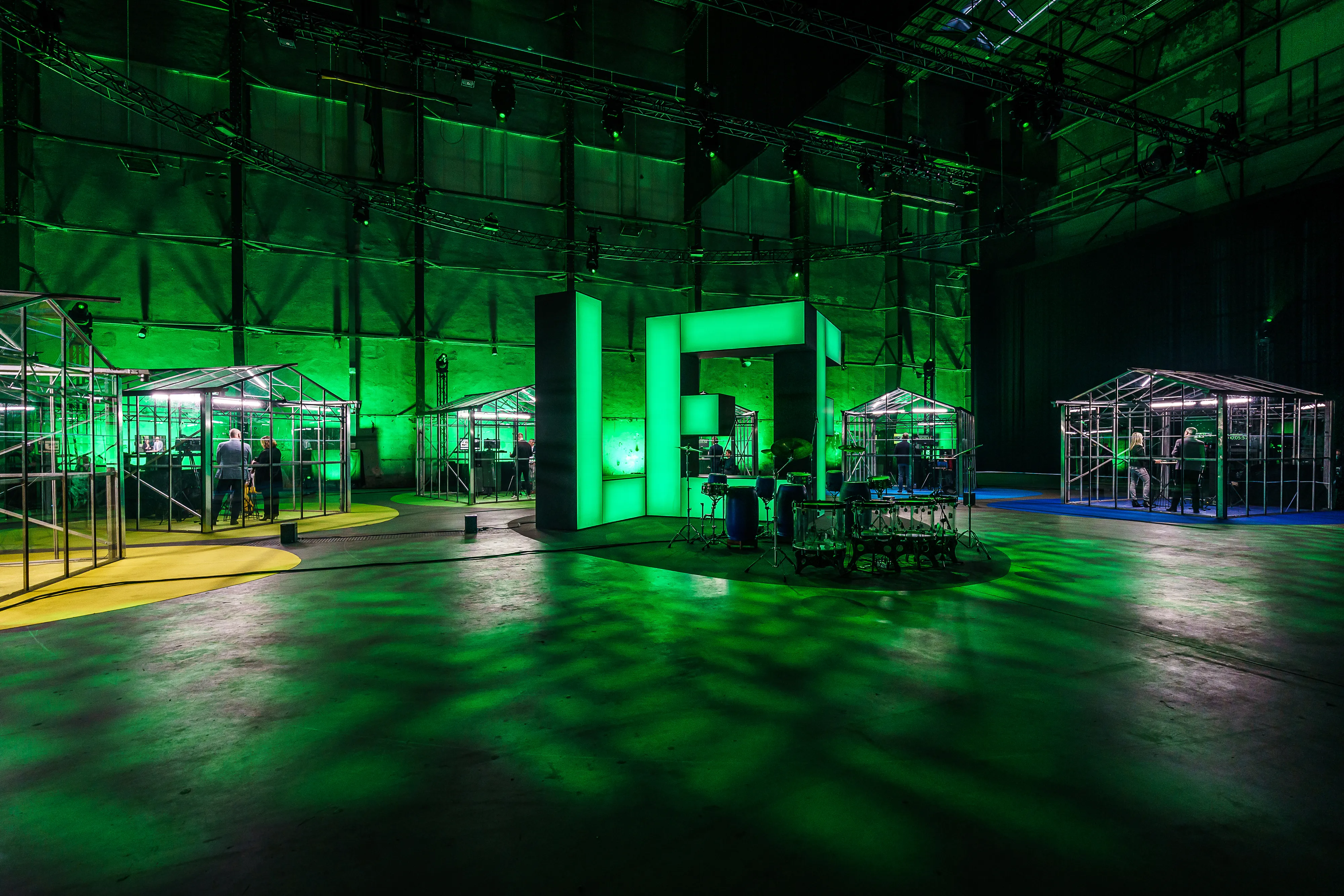 Industrial and modern decor for KPN