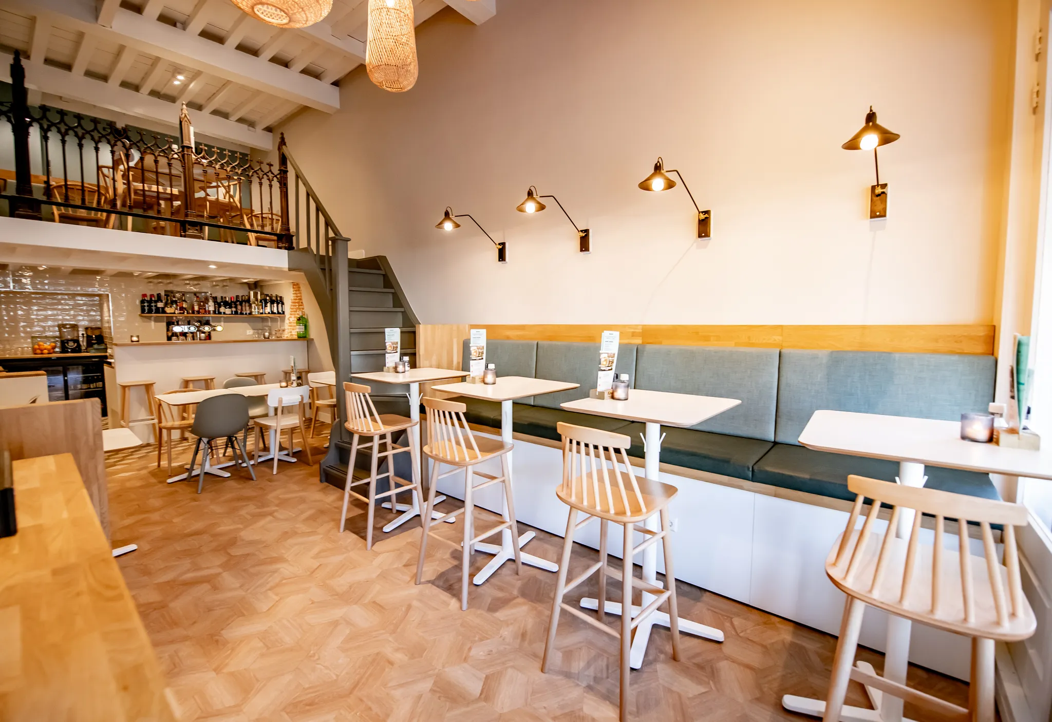 Modern interior design for Restaurant Aan de Rijn in Leiden