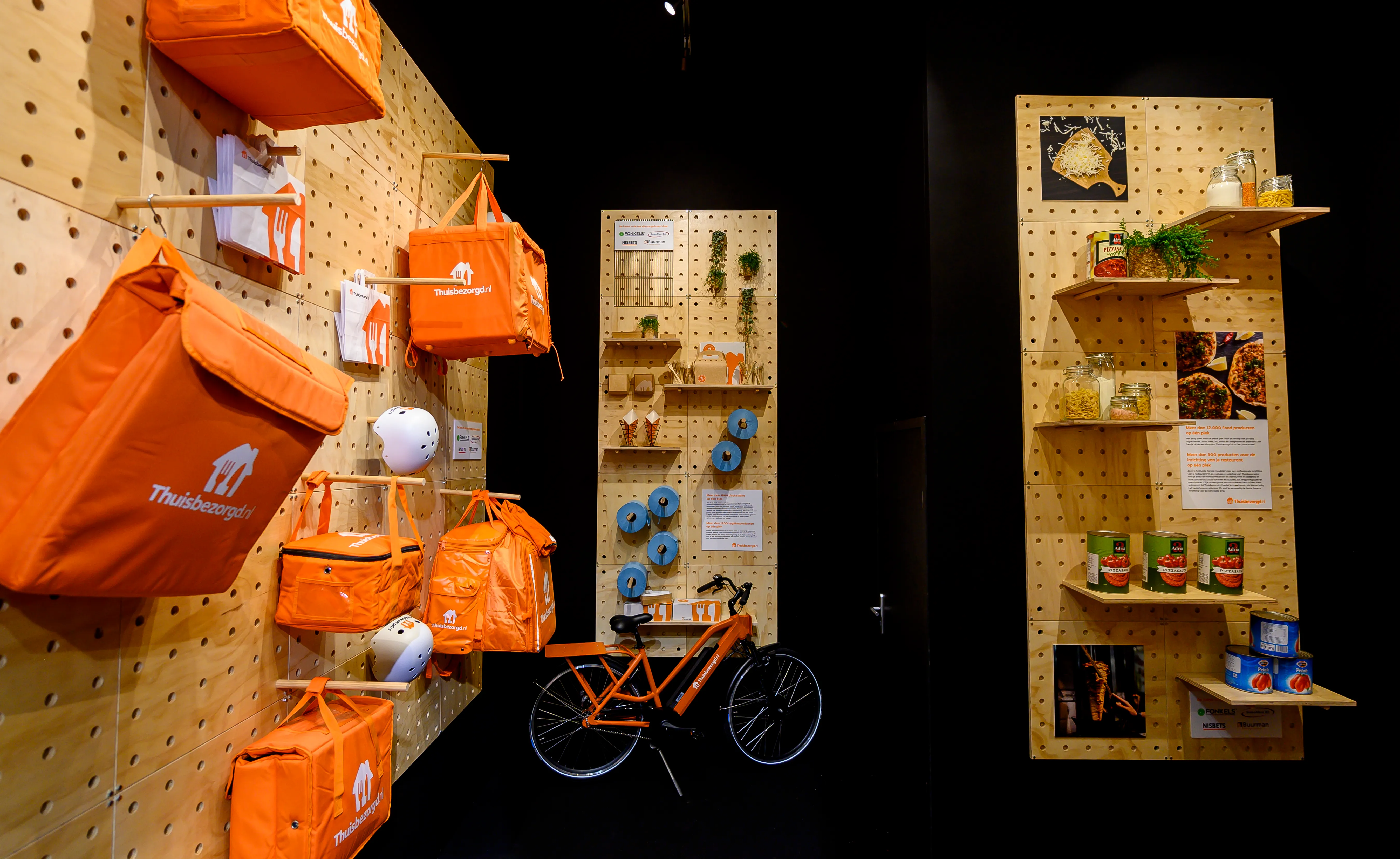 A giant bag as a showstopper at the Horecava trade fair