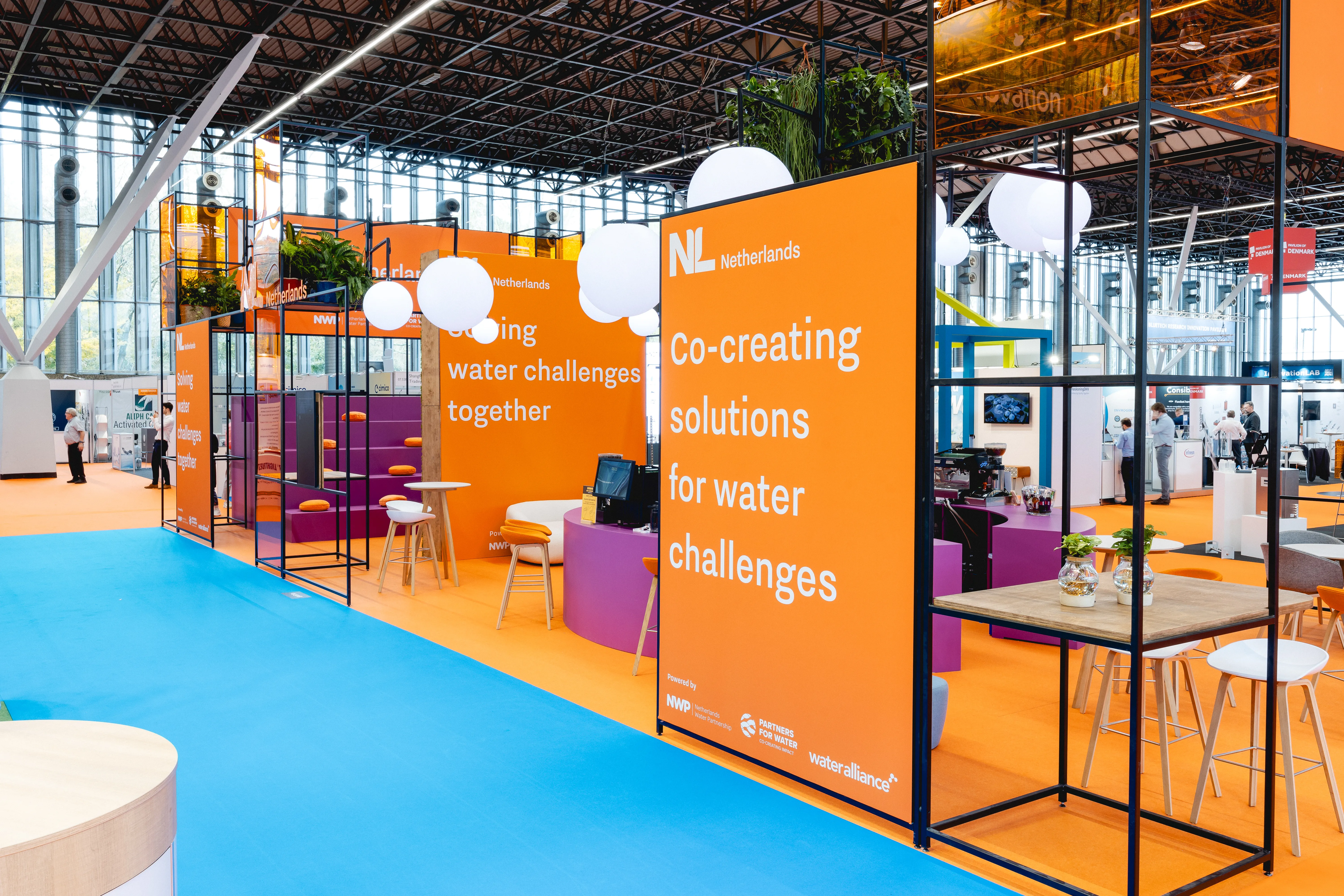An accessible and inspiring stand for the NL Lounge